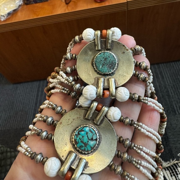 Multicolor Conch Beaded Necklace with Ornate Gold and Tibetan Silver Accents - Picture 7 of 8